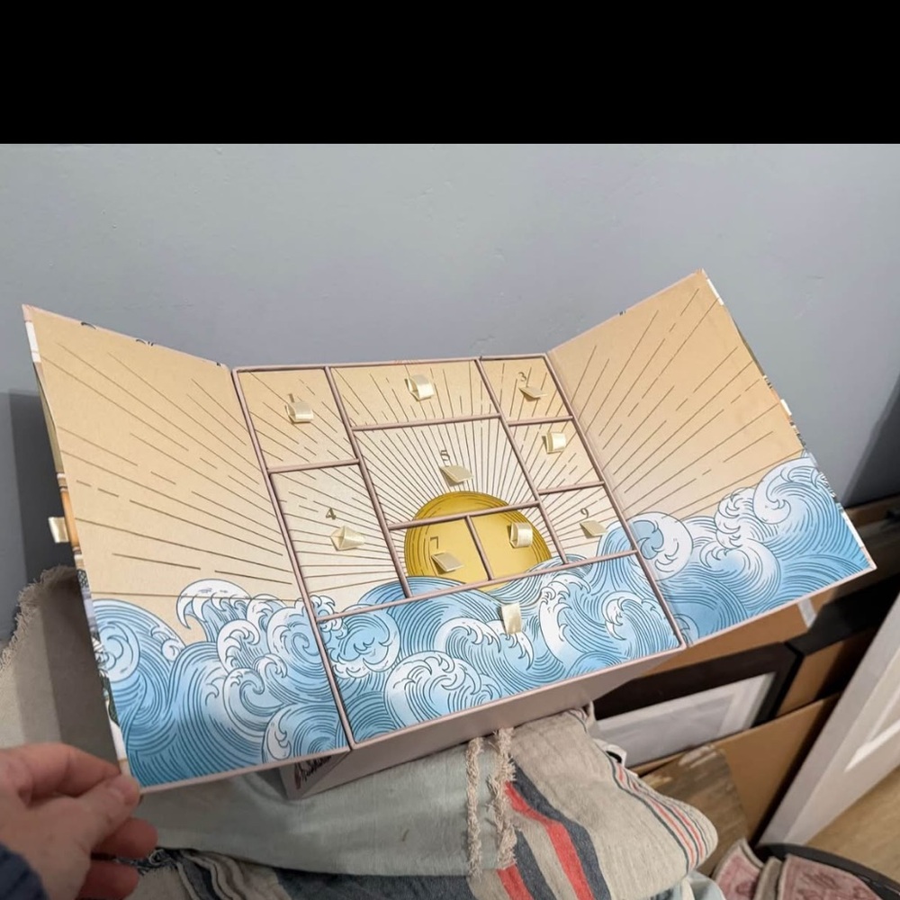 Awe Inspired 2024 Advent Calendar Box Empty 10 drawers - Picture 6 of 7